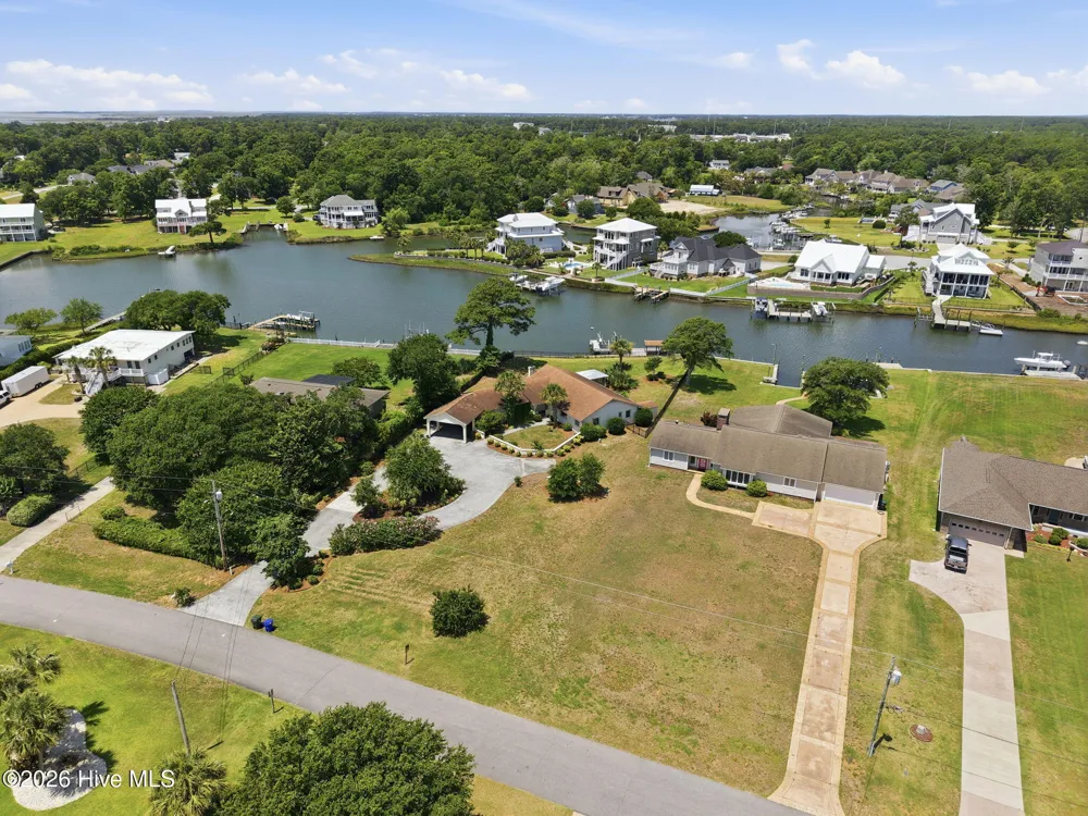 220 Club Point Drive Cape Carteret, NC 28584