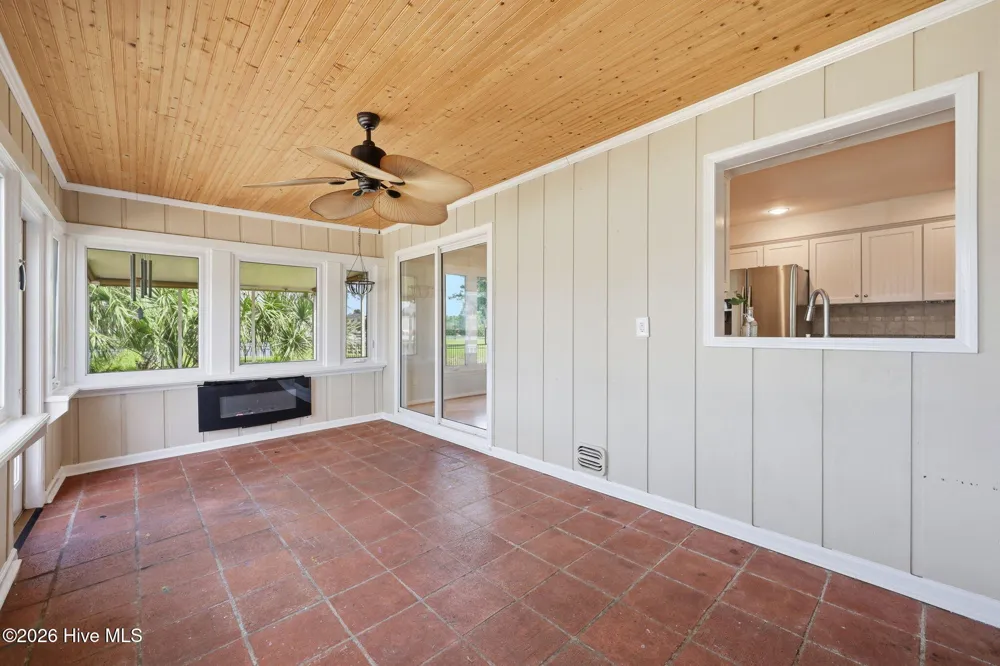 220 Club Point Drive Cape Carteret, NC 28584
