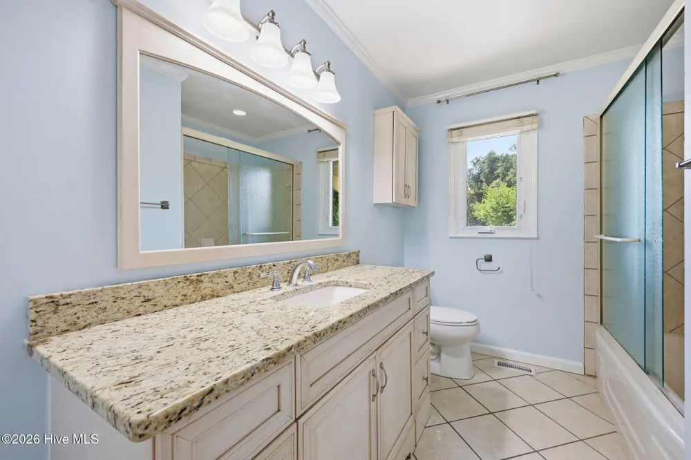 220 Club Point Drive Cape Carteret, NC 28584