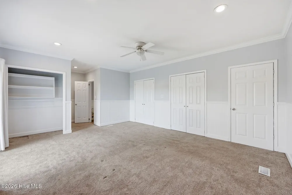 220 Club Point Drive Cape Carteret, NC 28584