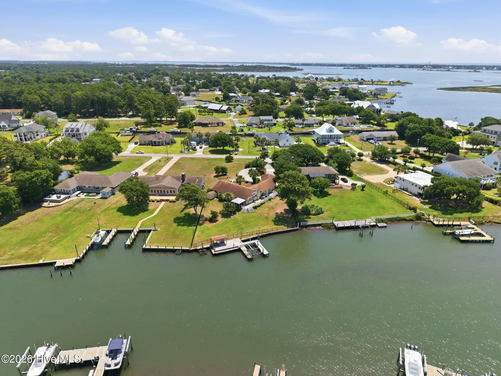 220 Club Point Drive Cape Carteret, NC 28584