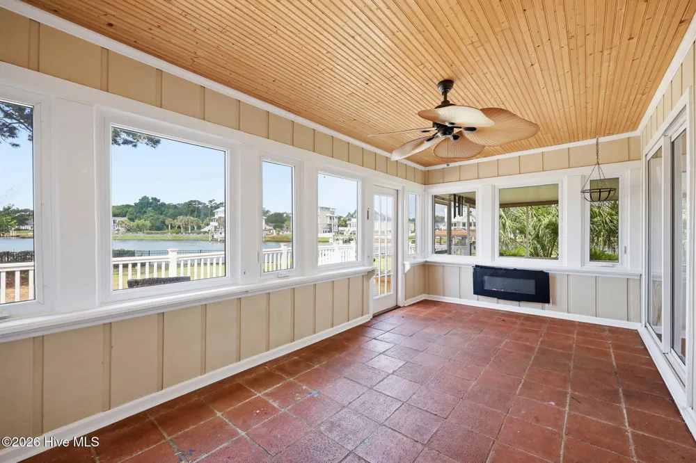 220 Club Point Drive Cape Carteret, NC 28584