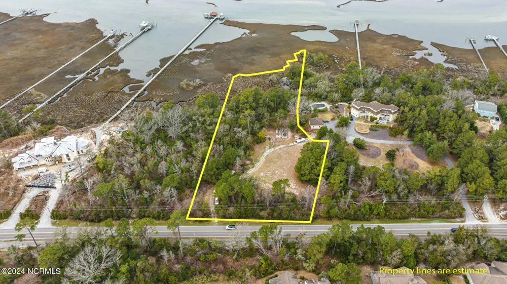 10022 Coast Guard Road Emerald Isle, NC 28594