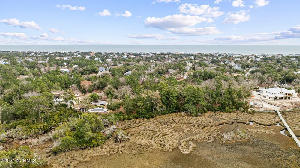 10022 Coast Guard Road Emerald Isle, NC 28594