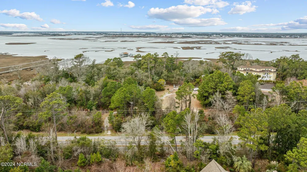 10022 Coast Guard Road Emerald Isle, NC 28594