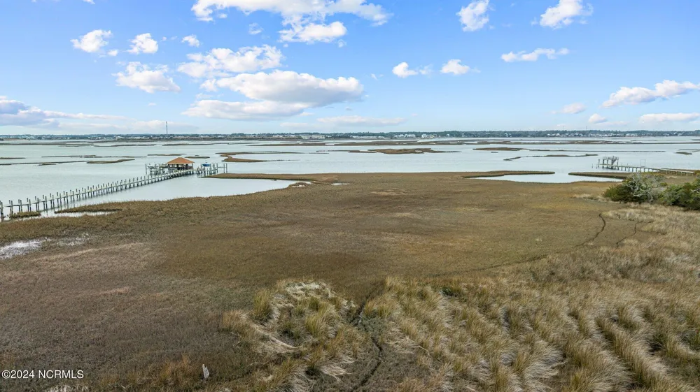 10022 Coast Guard Road Emerald Isle, NC 28594