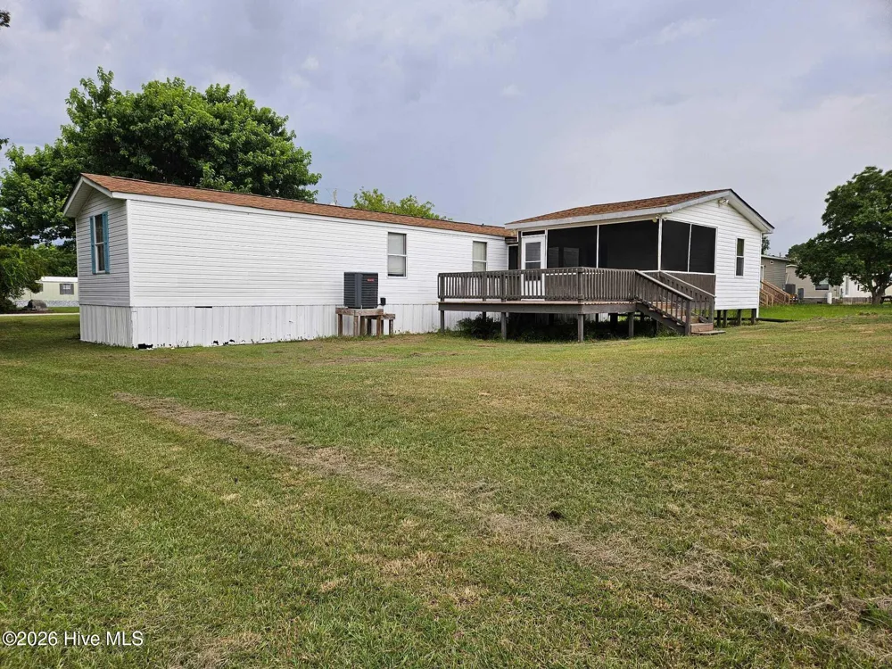 107 Gosling Lane Beaufort, NC 28516