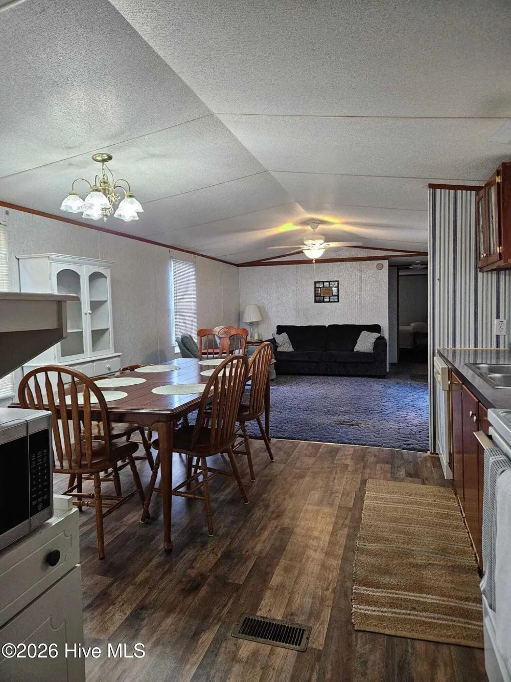 107 Gosling Lane Beaufort, NC 28516