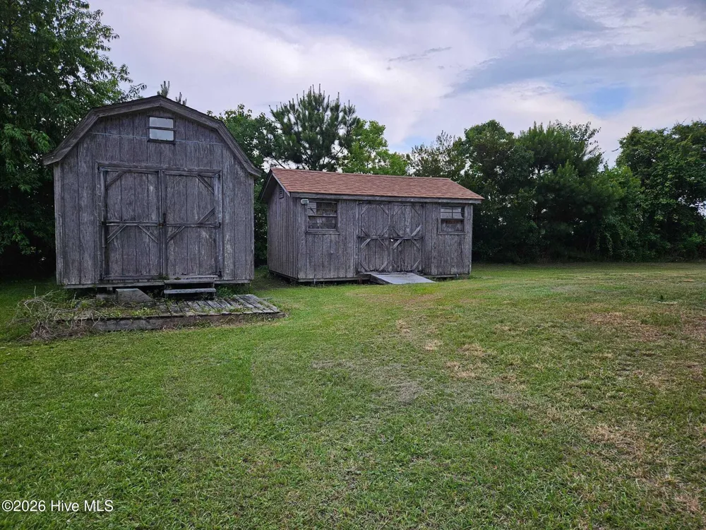 107 Gosling Lane Beaufort, NC 28516