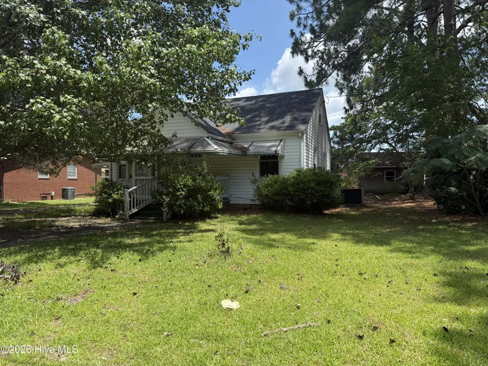 315 Cherry Street Ahoskie, NC 27910