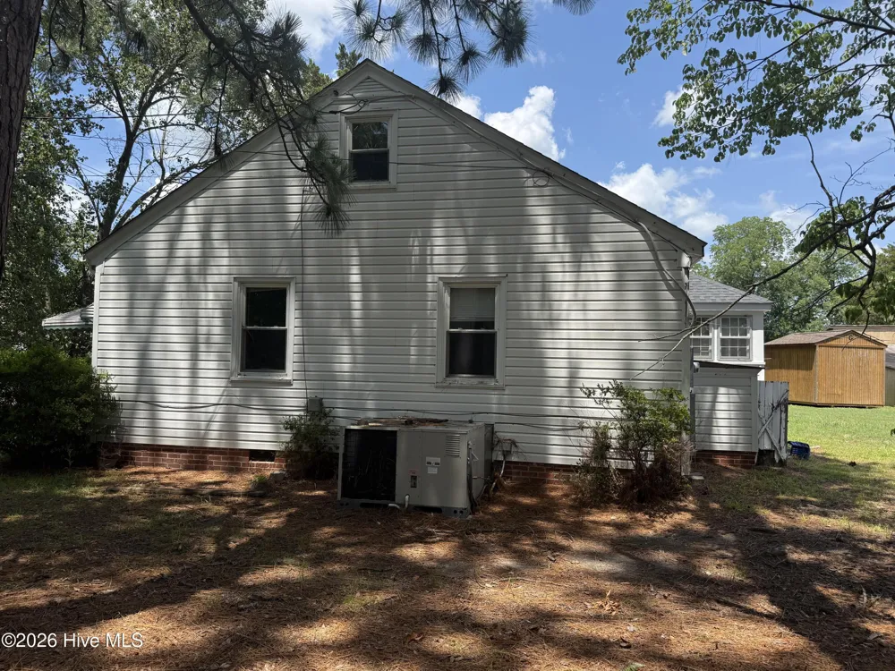 315 Cherry Street Ahoskie, NC 27910