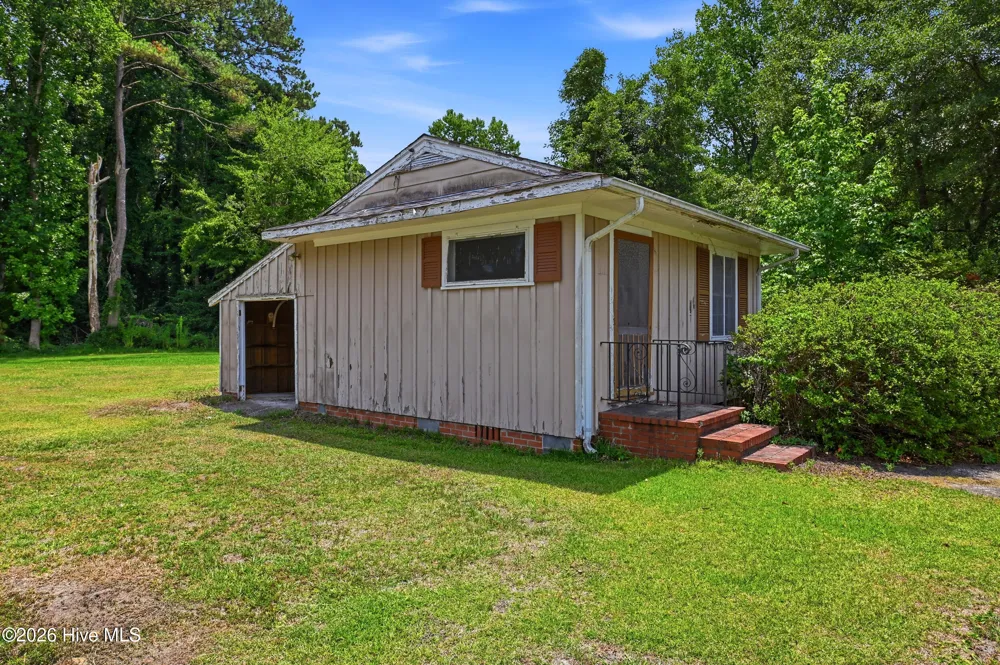 5237 Bell Williams Road Currie, NC 28435