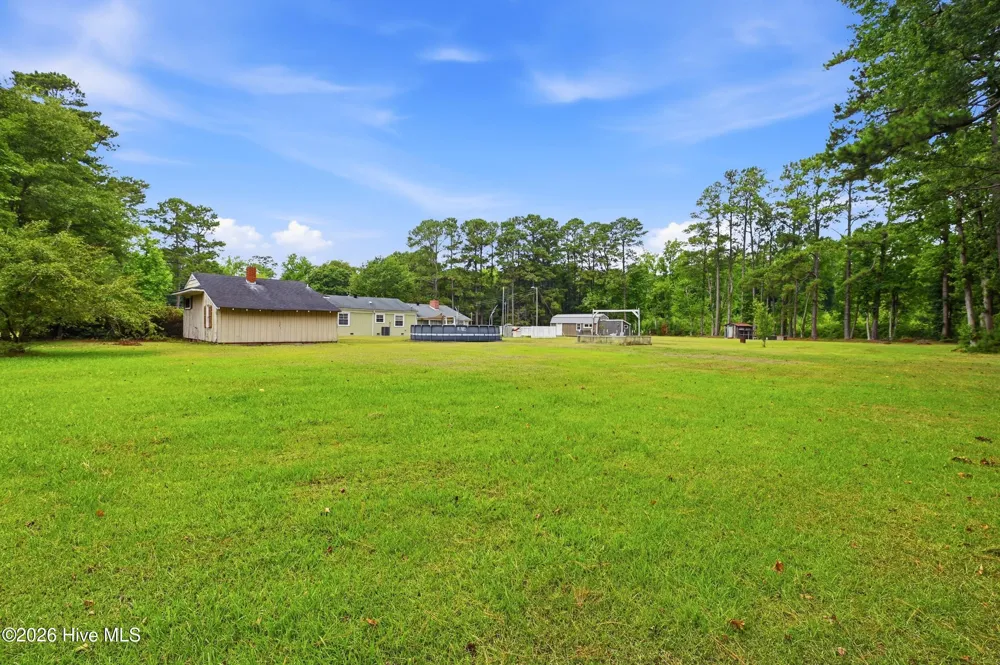 5237 Bell Williams Road Currie, NC 28435