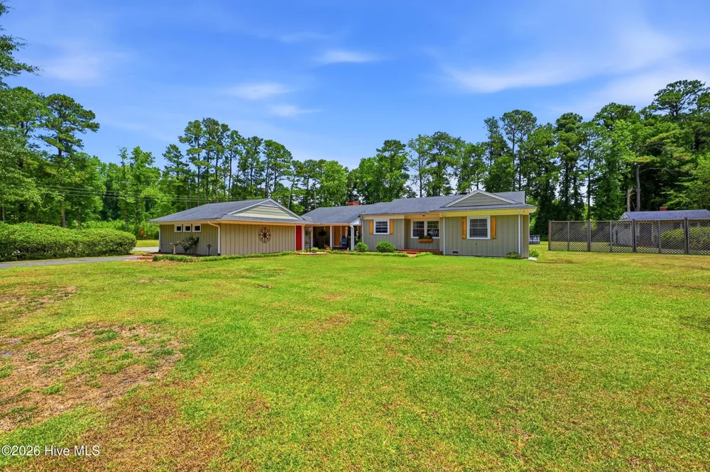 5237 Bell Williams Road Currie, NC 28435