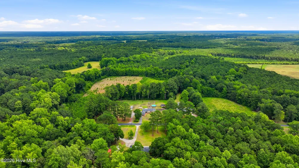 5237 Bell Williams Road Currie, NC 28435