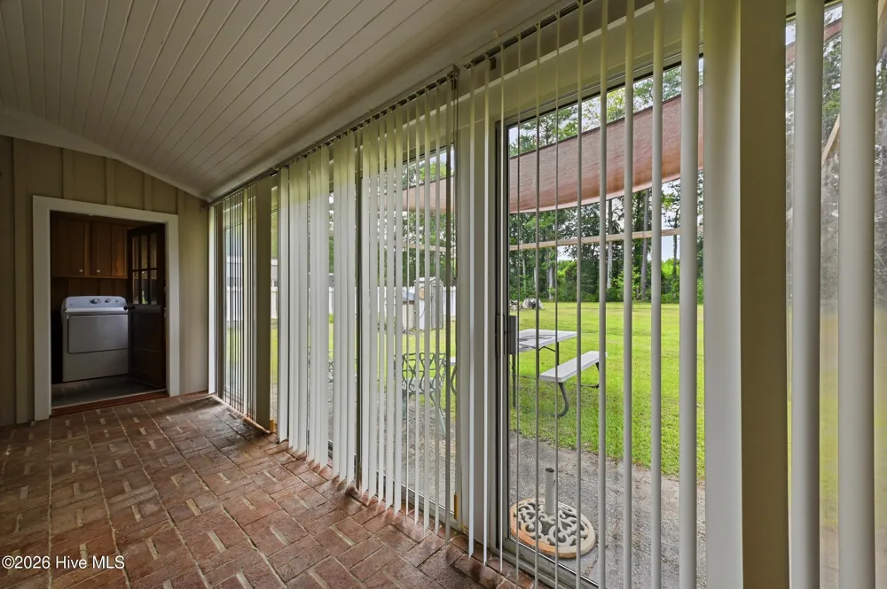 5237 Bell Williams Road Currie, NC 28435