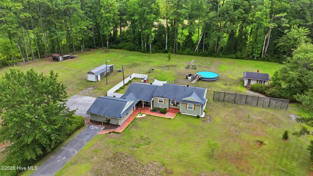 5237 Bell Williams Road Currie, NC 28435