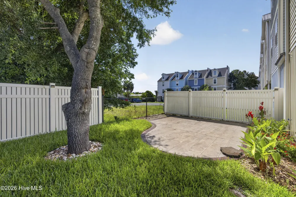 202 Bridgeview Court #A Surf City, NC 28445