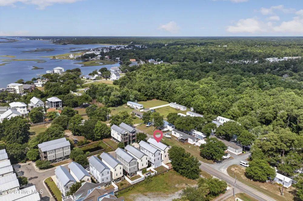 202 Bridgeview Court #A Surf City, NC 28445