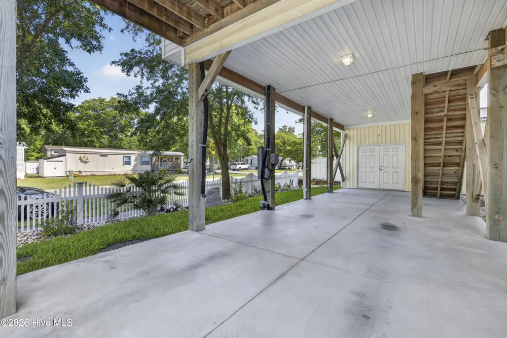 202 Bridgeview Court #A Surf City, NC 28445