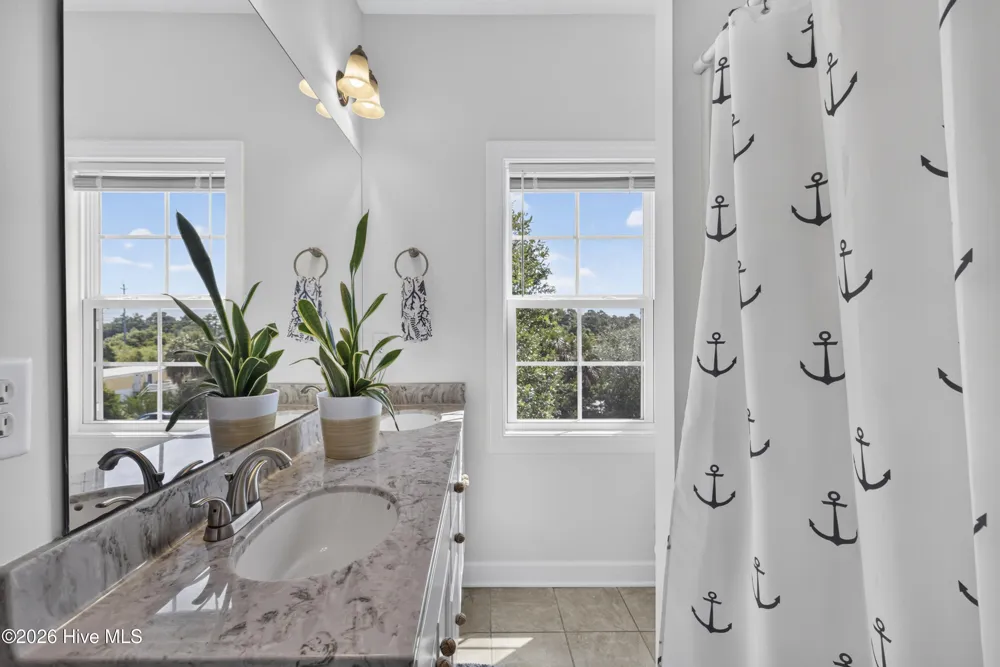 202 Bridgeview Court #A Surf City, NC 28445
