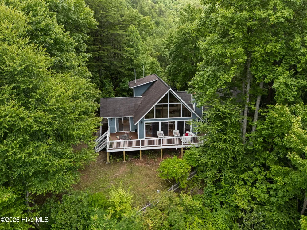 181 Rice Lane Marble, NC 28905