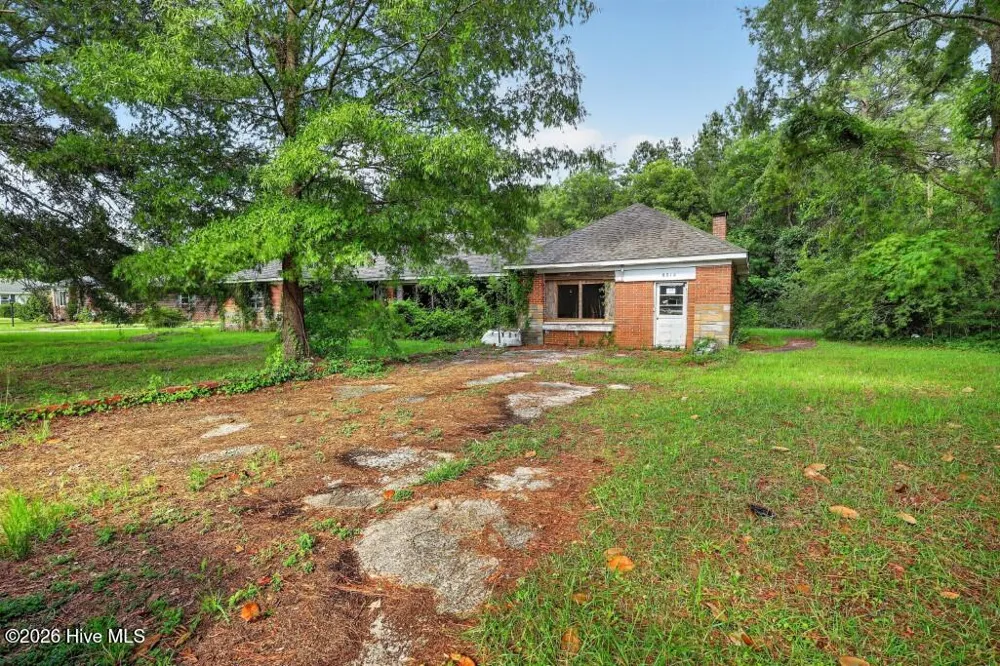 8514 Main Street Vanceboro, NC 28586