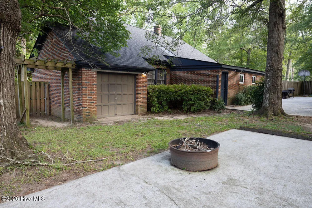 328 Camellia Drive Thomson, GA 30824