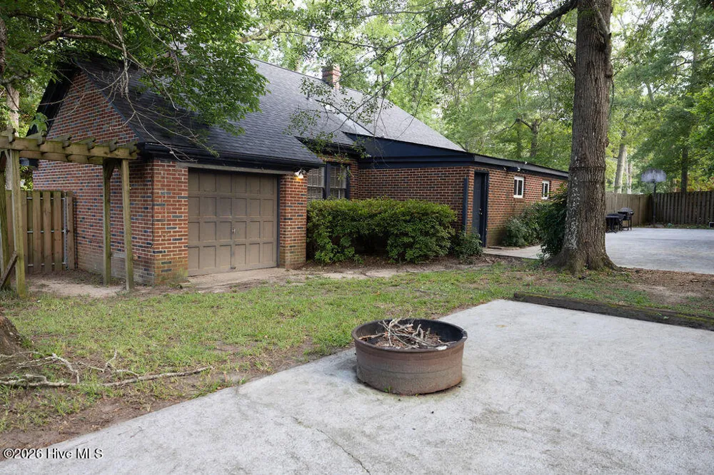 328 Camellia Drive Thomson, GA 30824