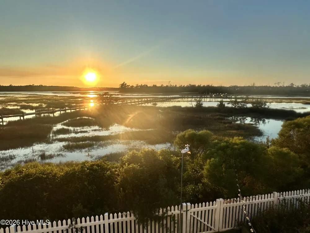 524 Shipmast Court #& Slip #4 Beaufort, NC 28516