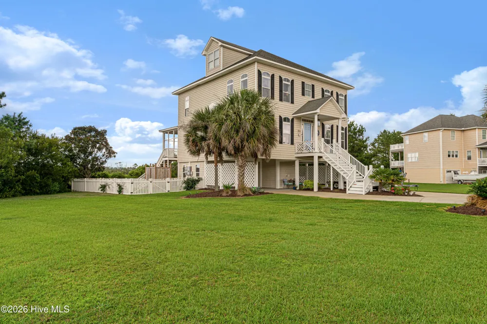 524 Shipmast Court #& Slip #4 Beaufort, NC 28516