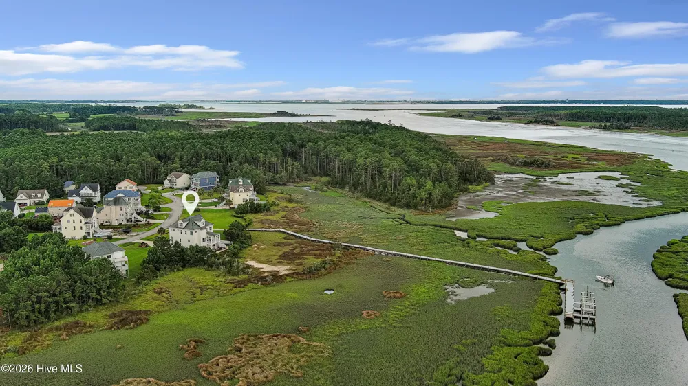 524 Shipmast Court #& Slip #4 Beaufort, NC 28516