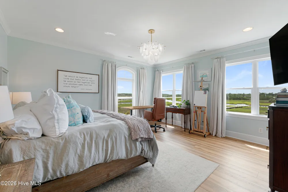 524 Shipmast Court #& Slip #4 Beaufort, NC 28516
