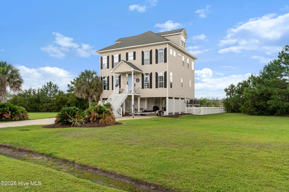 524 Shipmast Court #& Slip #4 Beaufort, NC 28516