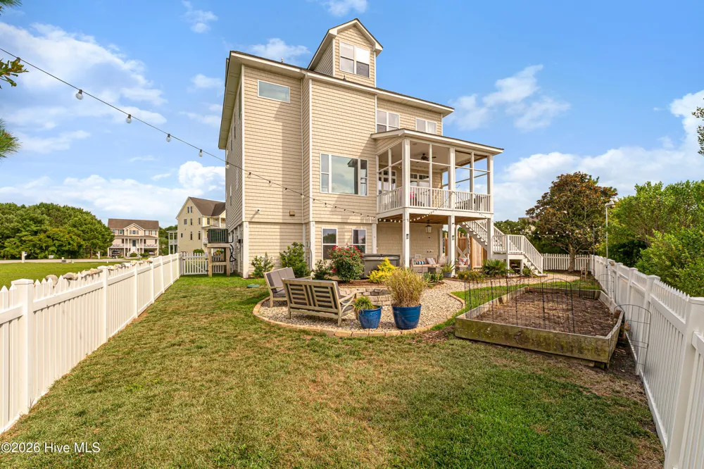 524 Shipmast Court #& Slip #4 Beaufort, NC 28516