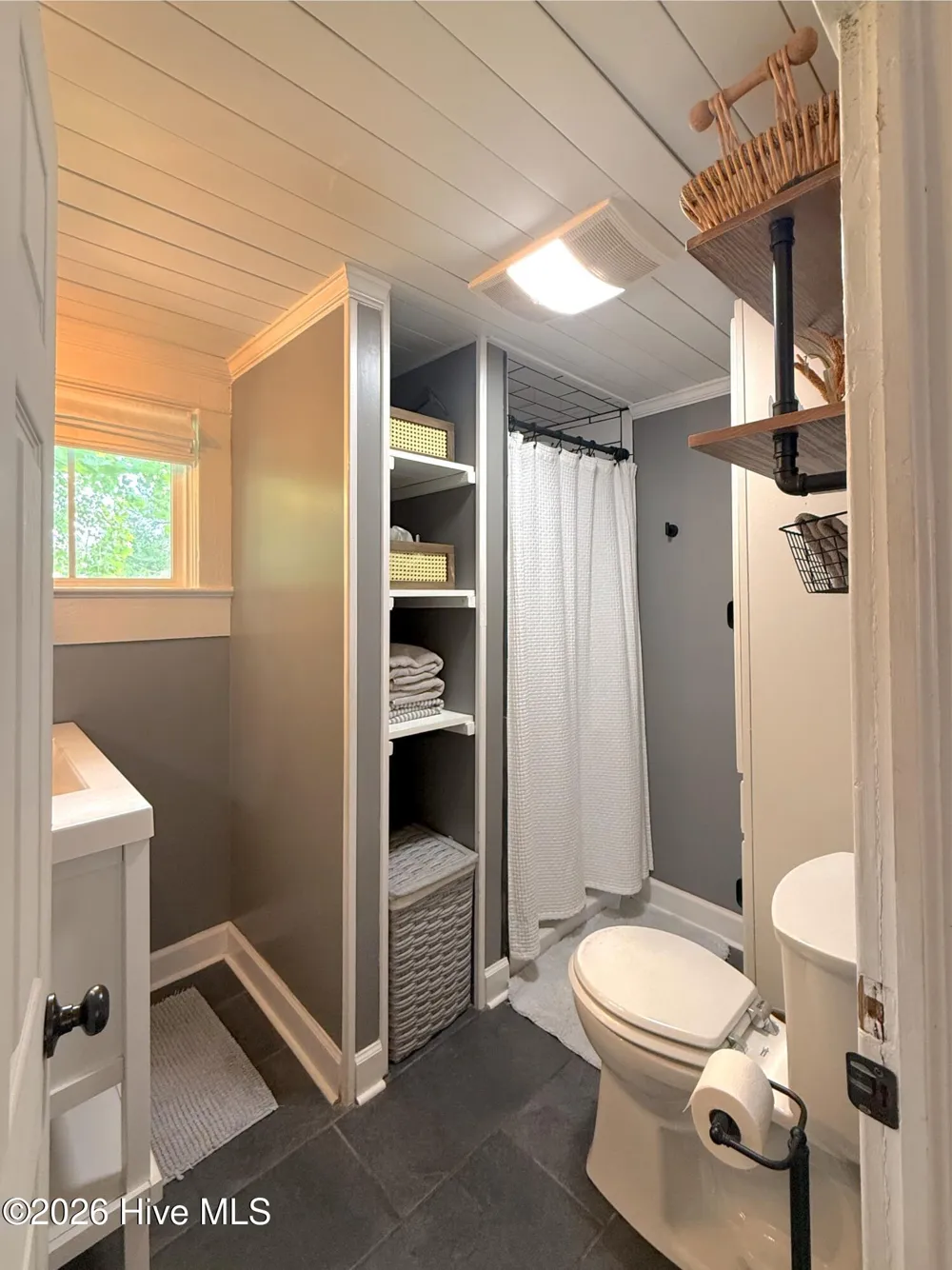 649 E Main Street Belhaven, NC 27810