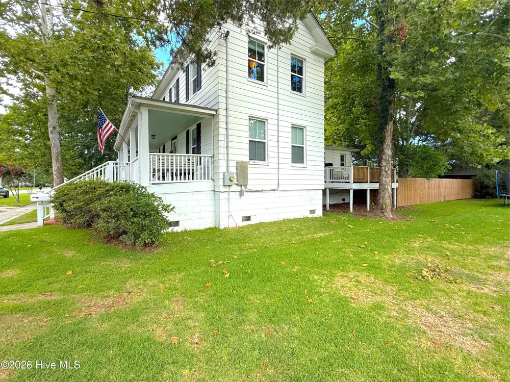 649 E Main Street Belhaven, NC 27810