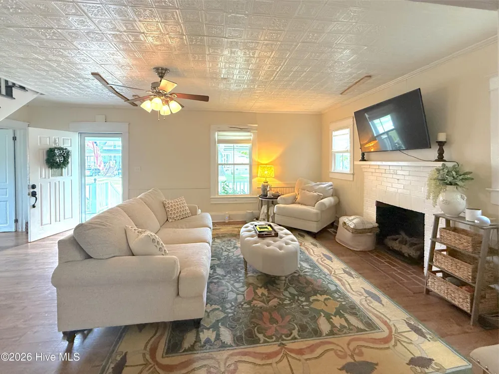 649 E Main Street Belhaven, NC 27810