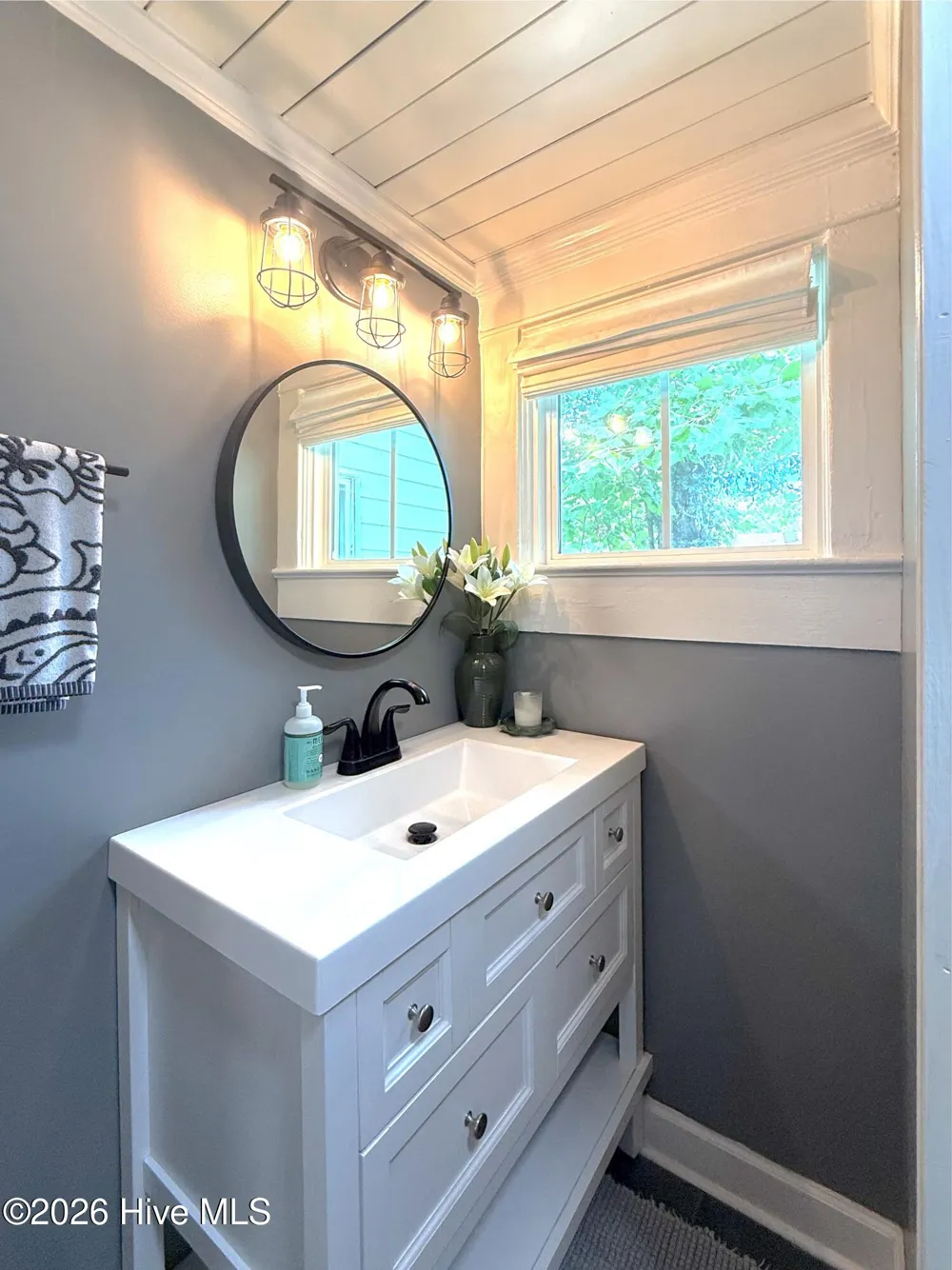 649 E Main Street Belhaven, NC 27810