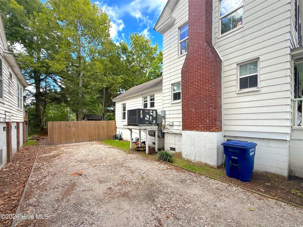 649 E Main Street Belhaven, NC 27810