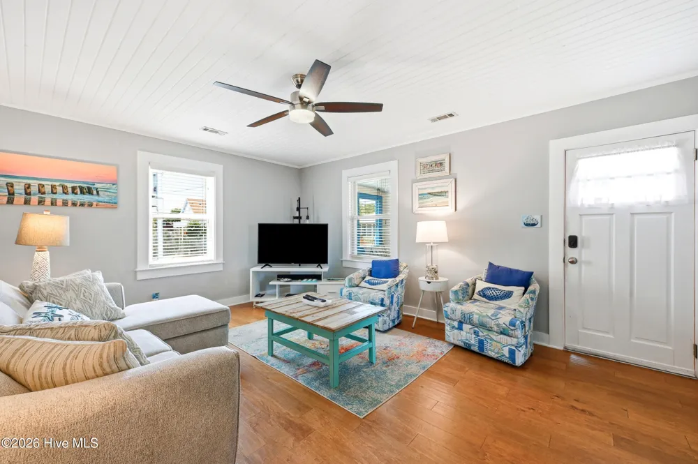 309 M AVENUE Kure Beach, NC 28449