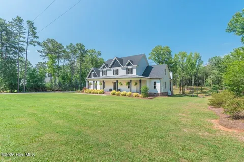 806 Sentinel Lane