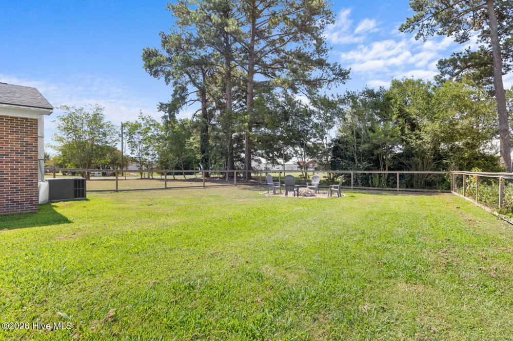 396 Edwards Road Beulaville, NC 28518