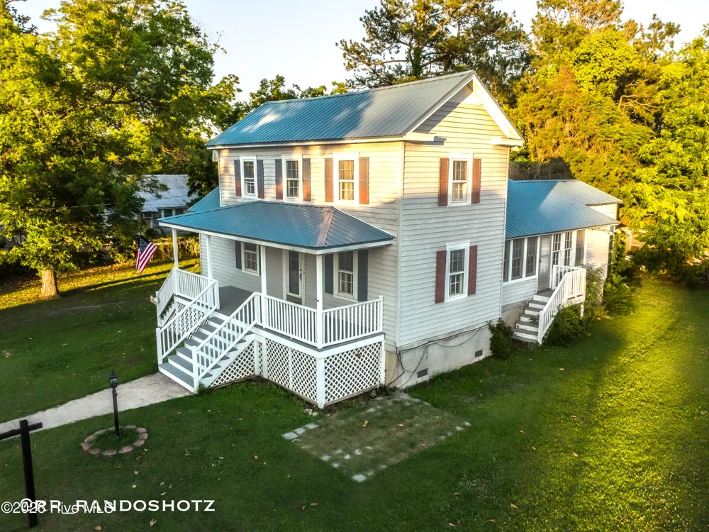 436 Edward Street Belhaven, NC 27810