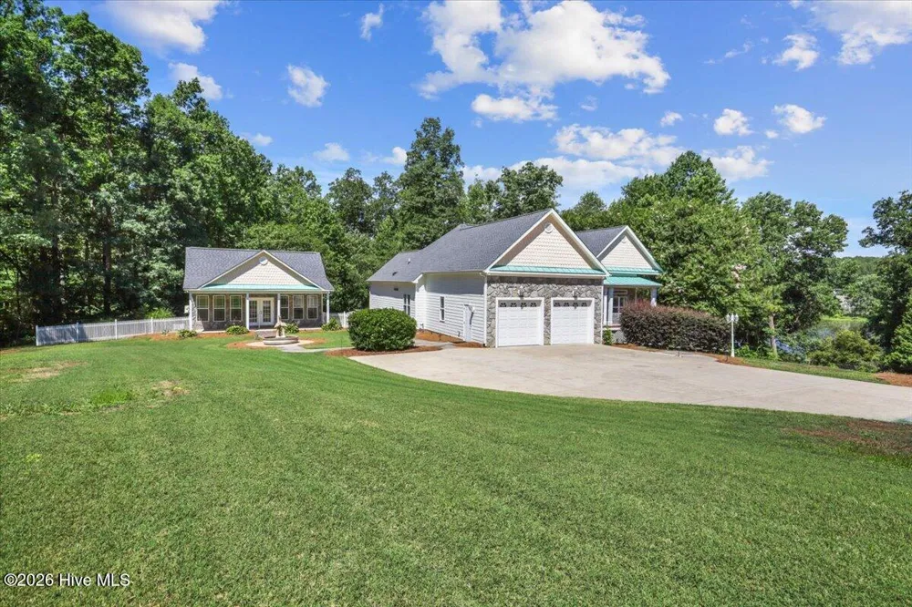 295 Brady Drive Clayton, NC 27520