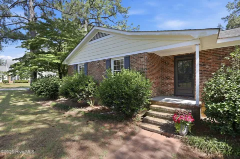 4909 Hermitage Road