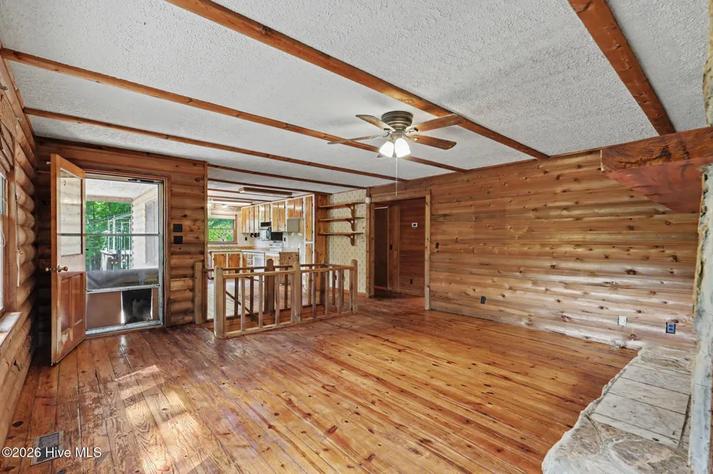 3477 Salem Road Mineral Bluff, GA 30559
