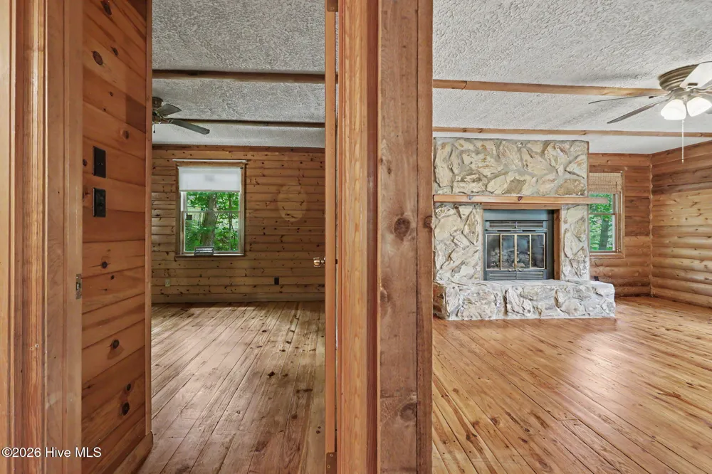 3477 Salem Road Mineral Bluff, GA 30559