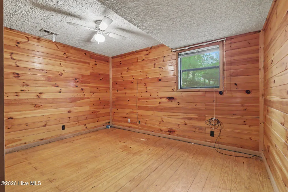3477 Salem Road Mineral Bluff, GA 30559