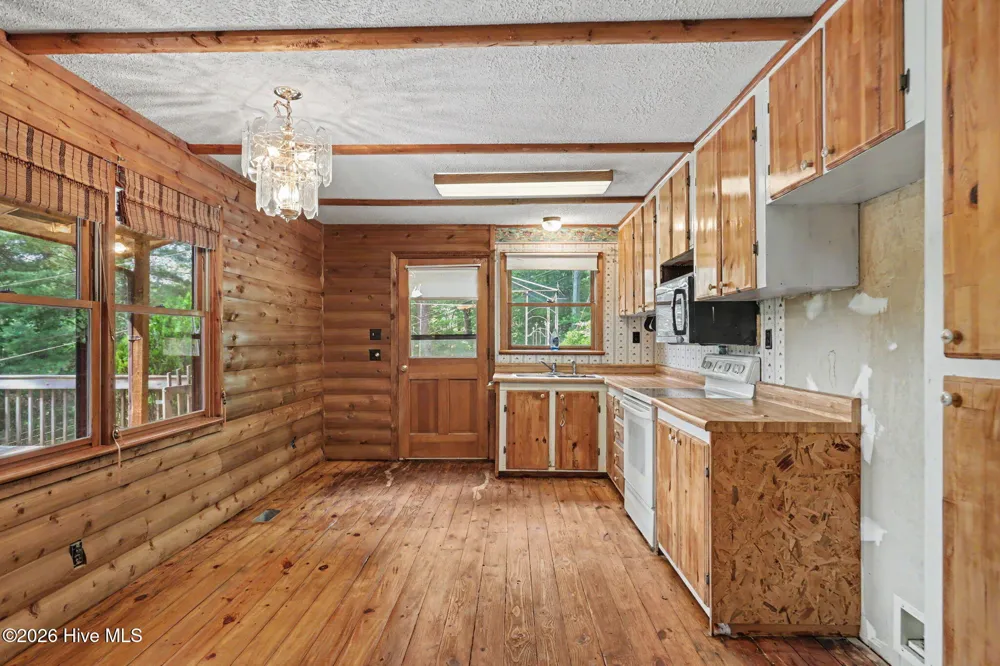 3477 Salem Road Mineral Bluff, GA 30559